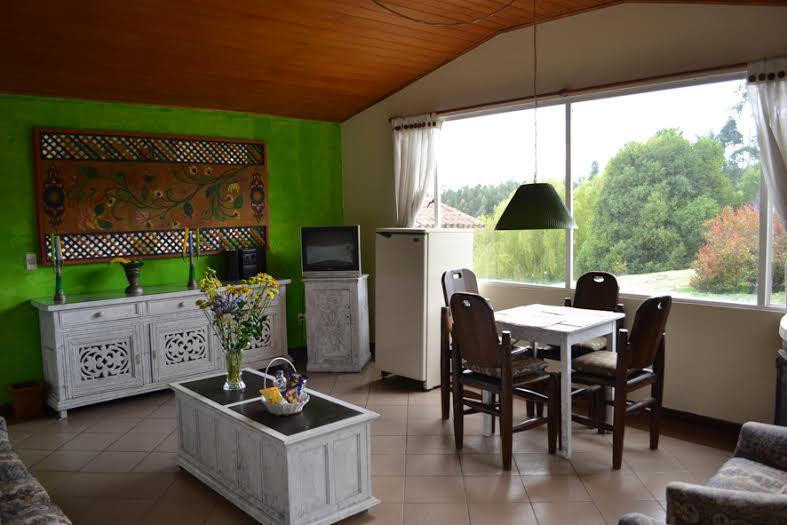 Miravalle Suites Пайпа Екстериор снимка